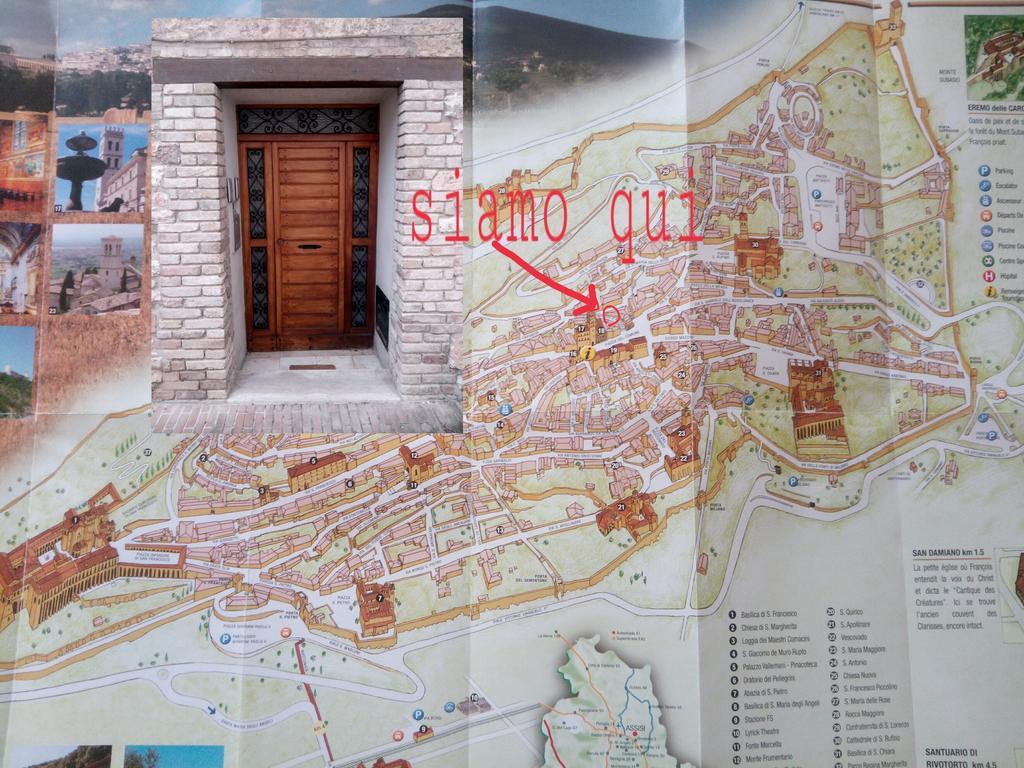 Le Case Di Tiberio Ассізі Екстер'єр фото